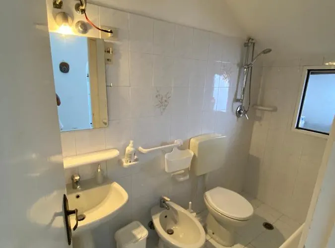 아파트 A Cas E Rosa *